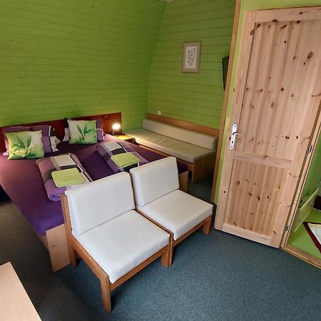 Hotel Zatisi 잔스케라즈네 외부 사진