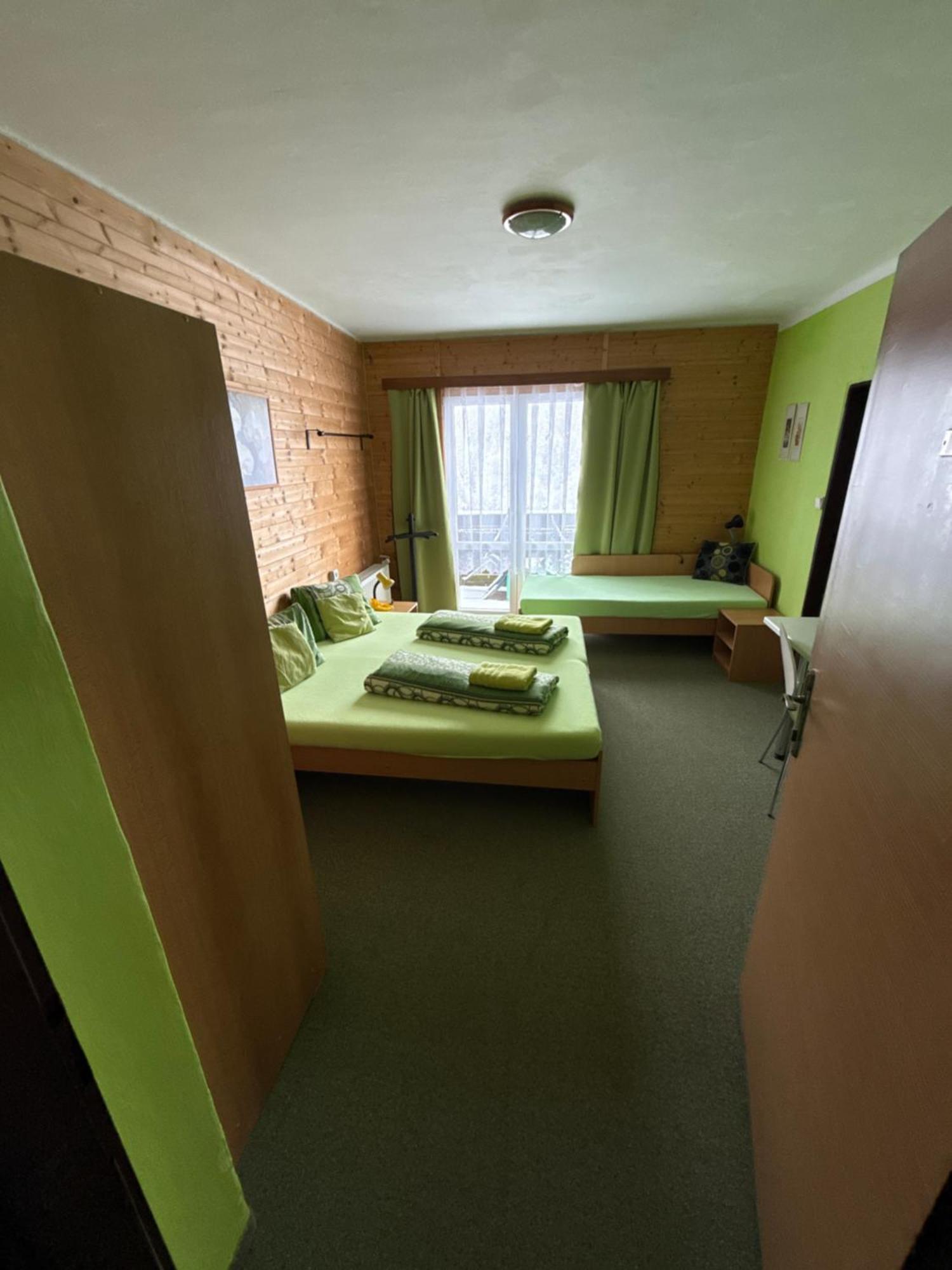 Hotel Zatisi 잔스케라즈네 객실 사진