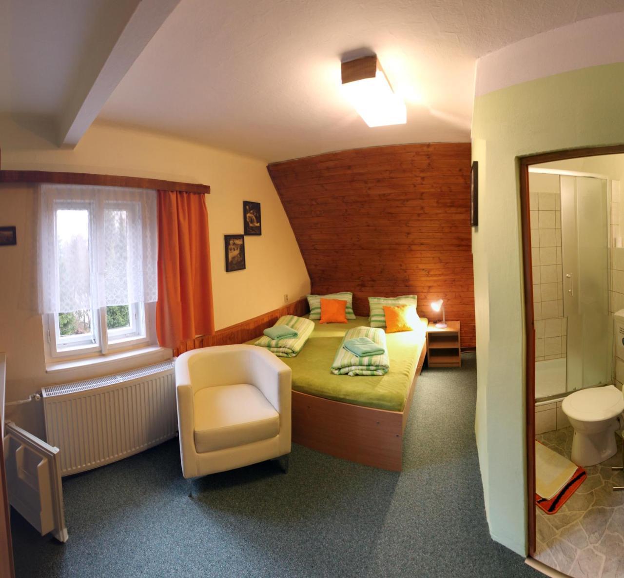 Hotel Zatisi 잔스케라즈네 외부 사진