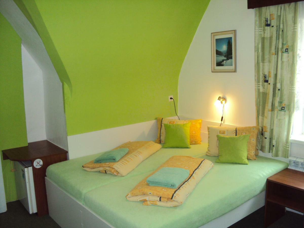 Hotel Zatisi 잔스케라즈네 외부 사진